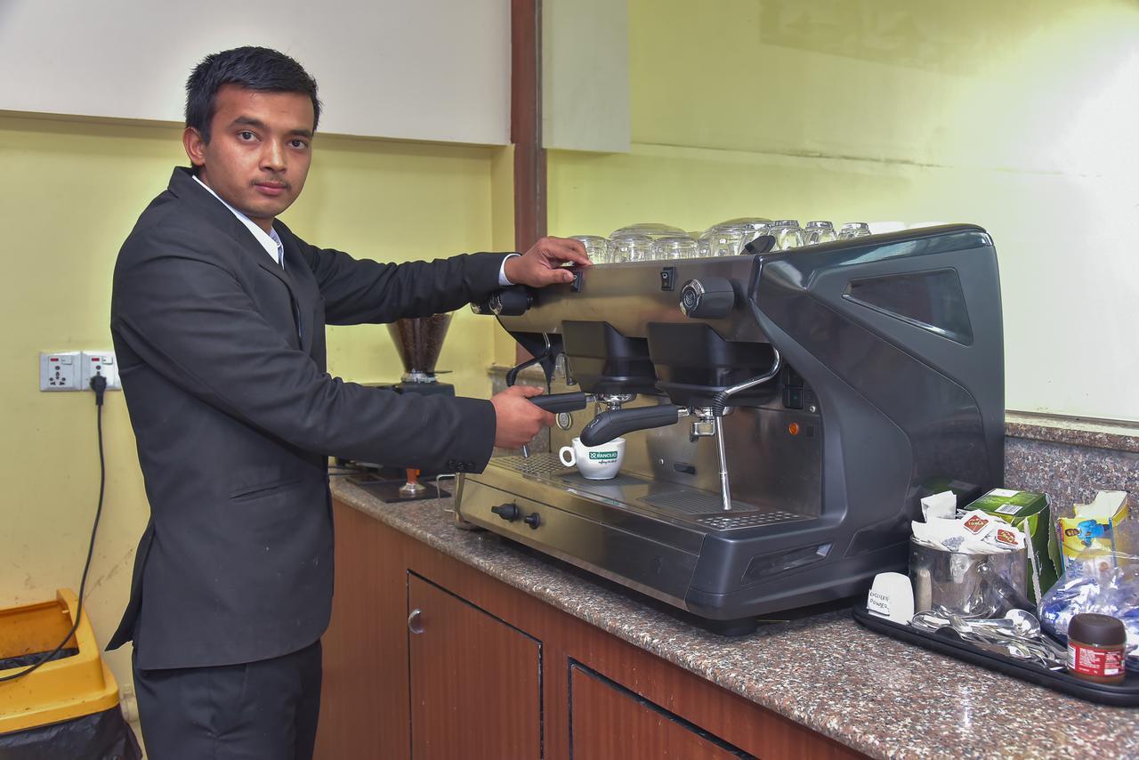 Hotel Dine & Dream Kathmandu Exterior photo